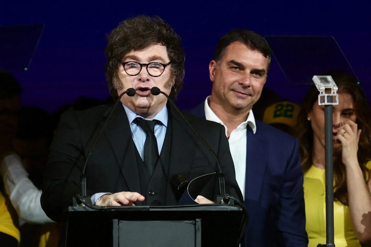 Deputados argentinos acusam Milei de facilitar fuga de Flávio e pedem reconhecimento da vitória de Lula