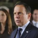 Desafeto de Bolsonaro, Doria declara voto em Flávio contra Lula: ‘Aprendi a perdoar’