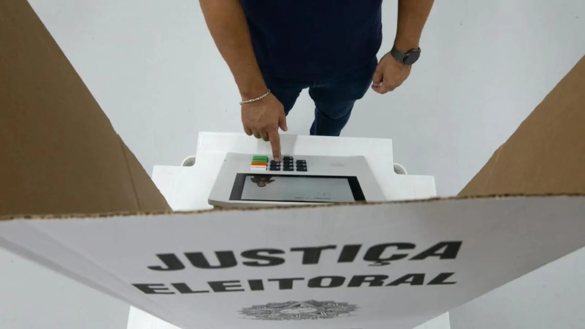 Desilusão com política, viagens e questões de acessibilidade: as explicações de eleitores para a abstenção recorde