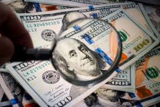 Dólar sobe a R$ 5,38 por incertezas da política fiscal no Lula 4