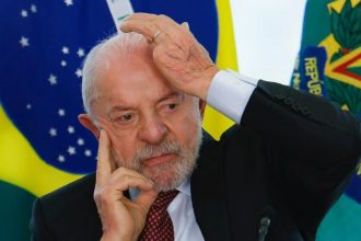 “Economist” questiona se Lula ainda tem uma “última carta na manga”