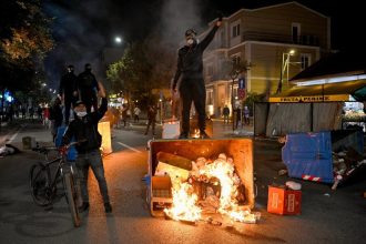 Educação, moradia e custo de vida: o que se sabe sobre as manifestações na Europa