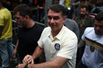 Eleições 2026: Flávio vira sobre Lula na Venezuela no 2º turno