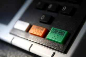 Eleições 2026: saiba até que horas você pode votar no 2º turno