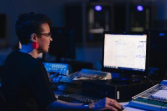 Em alta, setor de tecnologia no Ceará tem quase 20 mil empregos formais e se destaca no Nordeste