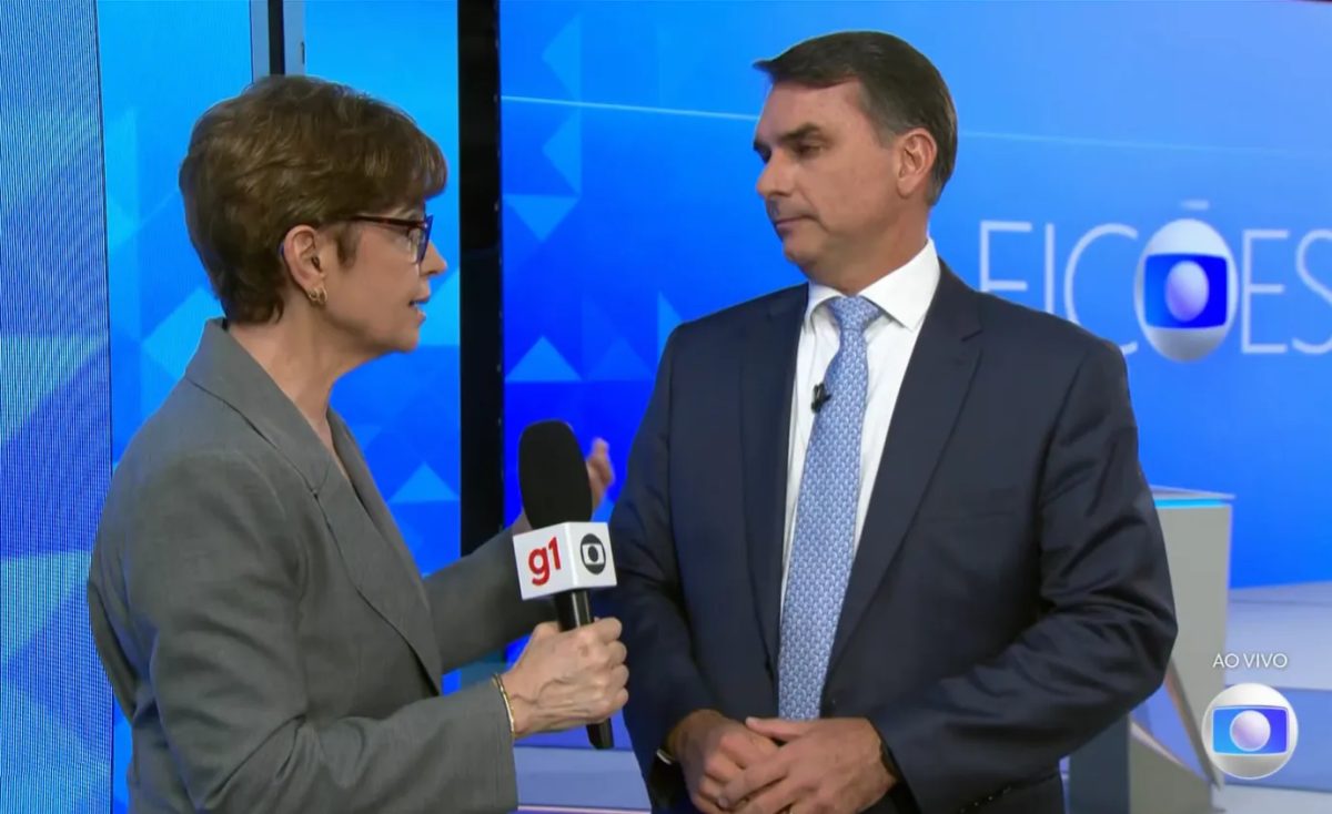 Em entrevista após debate, Flávio Bolsonaro diz que vai zerar o desmatamento ilegal e quer órgãos ambientais sem 'travas ideológicas'