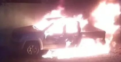 Empresário é morto depois de ter carro incendiado durante carreata pró-Flávio