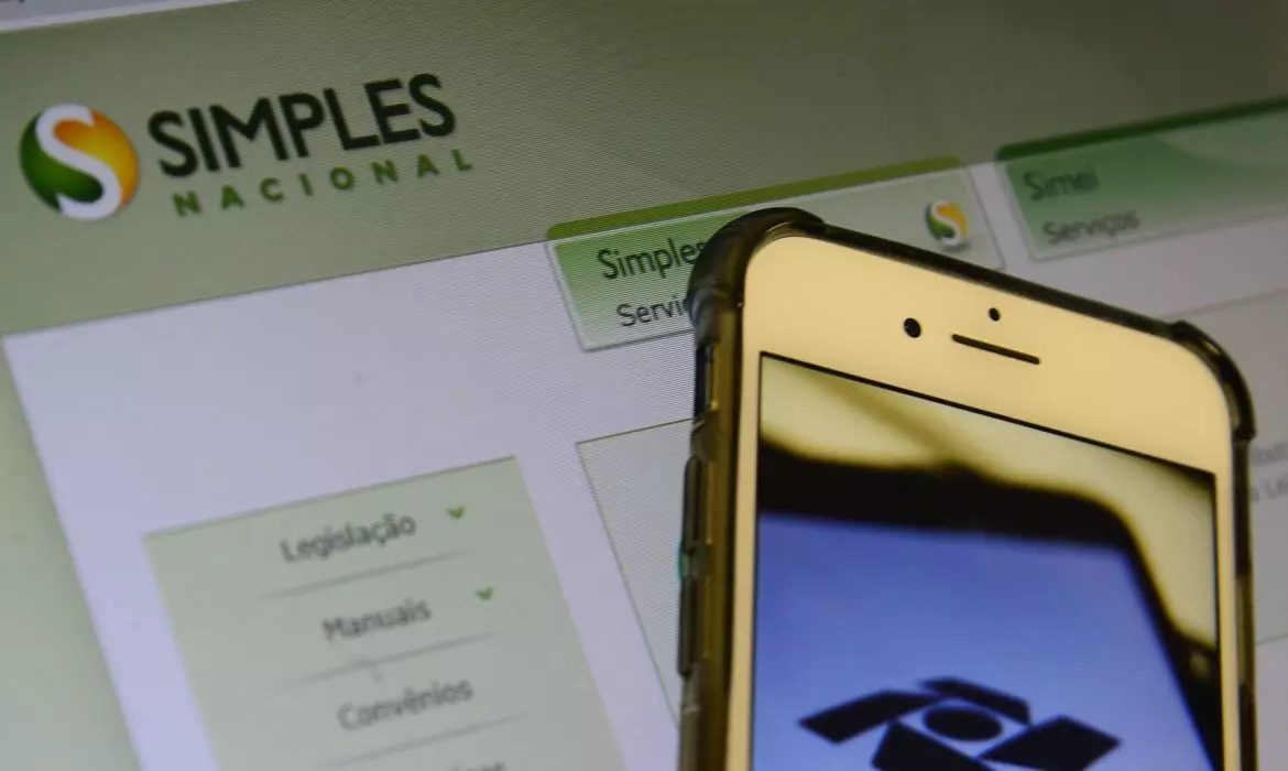 Empresas do Simples Nacional vão ter novo sistema obrigatório para emitir notas fiscais