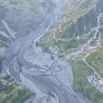 Enchente deixa mais de 100 estrangeiros ilhados no Nepal