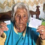 'Enquanto eu for viva, vou votar', diz idosa de 108 anos no 2º turno das eleições em MS