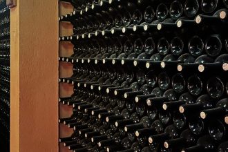 Entre vinhos e memórias, a Vinícola Dezem celebra o sabor da família