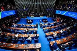 Escala 6×1 acabou no Senado: o que sua empresa precisa fazer nos próximos 60 dias