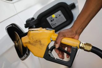 Estados aprovam aumento de ICMS sobre gasolina, diesel e gás para 2027