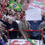 Eu me senti encabulado em debate com miliciano desqualificado, diz Lula