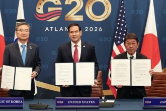 EUA, Coreia do Sul e Japão se comprometem com desnuclearização do Norte