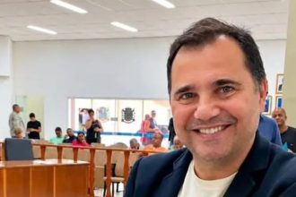 Ex-vereador e secretário de Queimados (RJ) morre baleado na Avenida Brasil