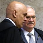 Fachin arquiva pedido de investigação e afastamento de Moraes do cargo