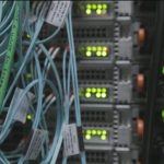 Falha grave de segurança faz empresas e governos ao redor do mundo tirarem milhares de sites do ar; entenda