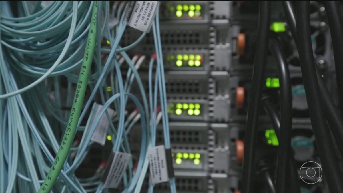 Falha grave de segurança faz empresas e governos ao redor do mundo tirarem milhares de sites do ar; entenda