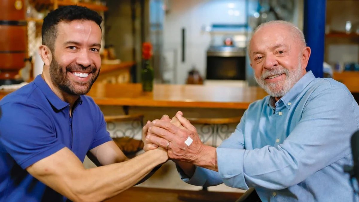 “Farei o que o presidente pedir”, diz Janones sobre possível ministério