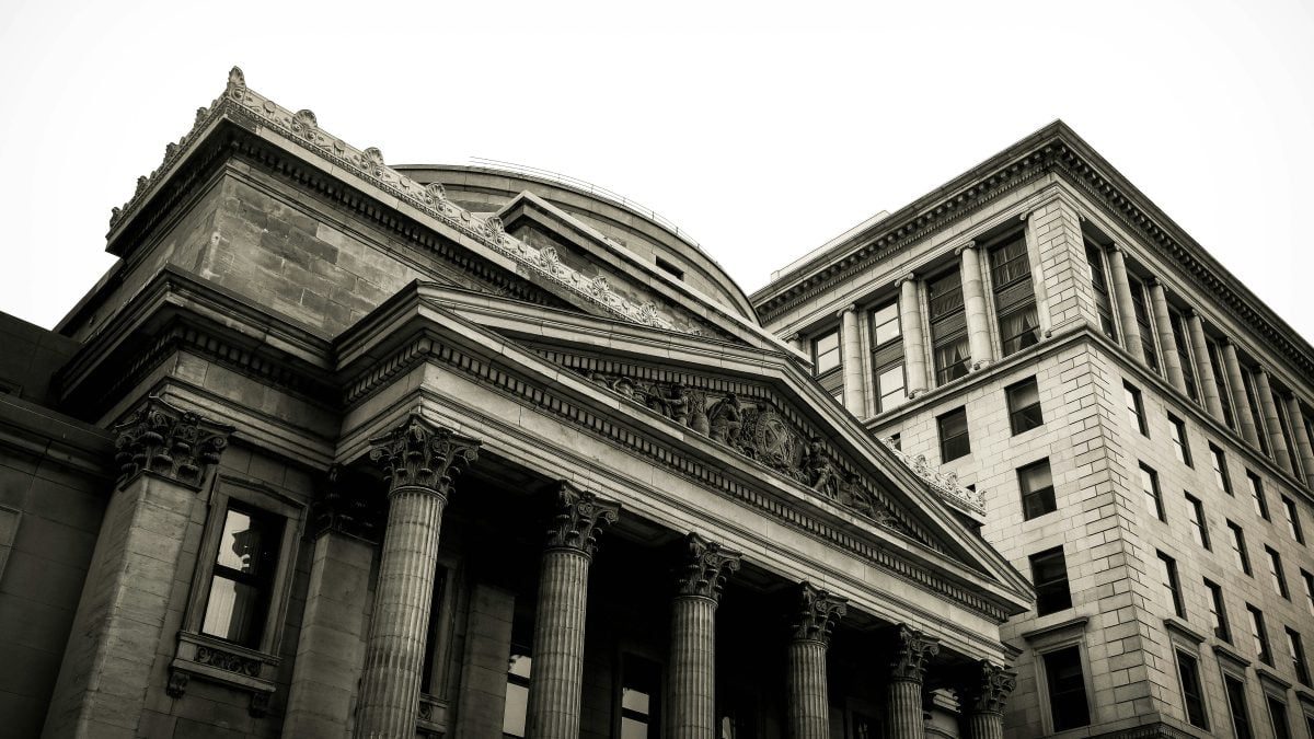 Fed vê economia fraca e aceleração de preços nos EUA
