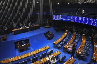 Fim da escala 6x1: o que acontece se o Senado aprovar a PEC nesta quarta