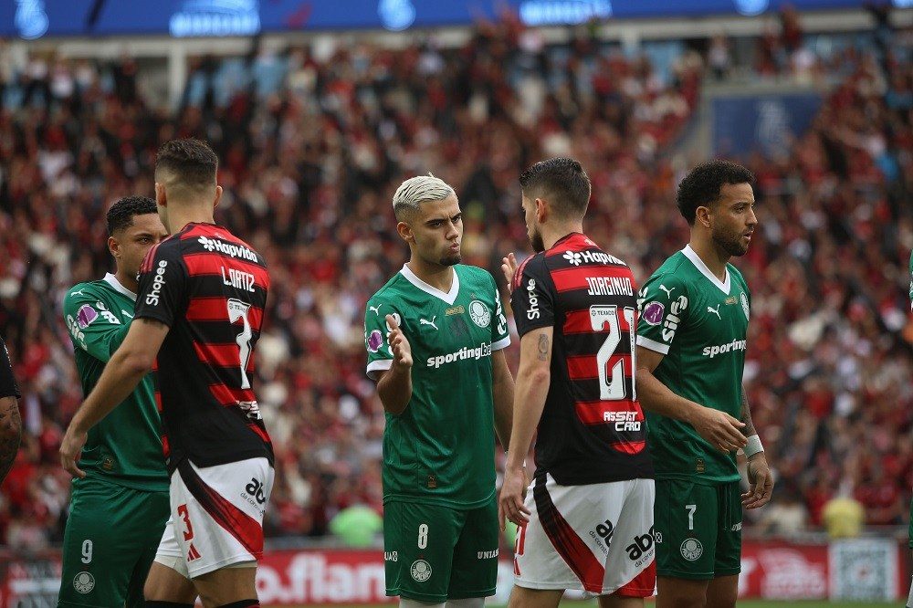Flamengo ou e Palmeiras: quem tem a tabela mais difícil até o fim do Brasileirão?