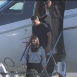 Flávio Bolsonaro, candidato derrotado à Presidência da República, desembarca nos EUA depois de fugir do Brasil