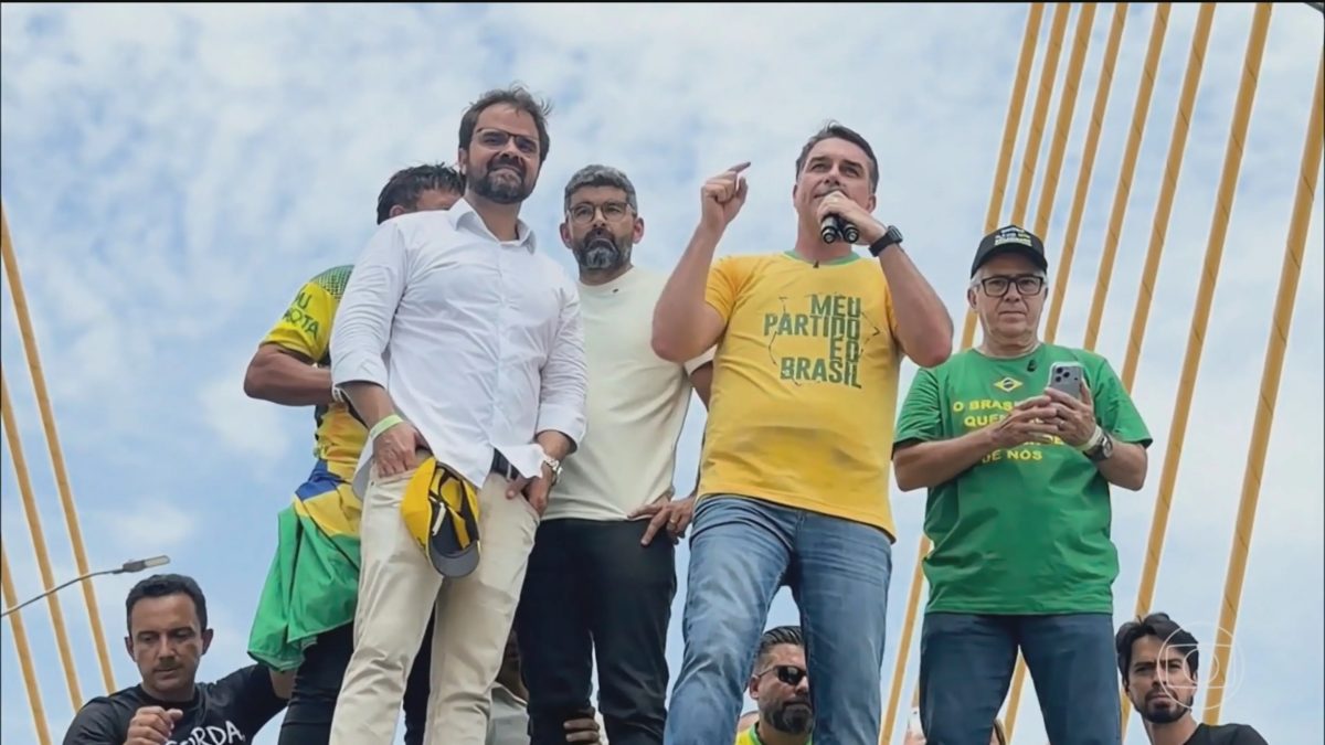 Flávio Bolsonaro, candidato do PL à Presidência, faz campanha no Amazonas e no Pará