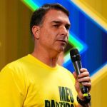 Flávio confirma visita ao pai nesta terça-feira, 12