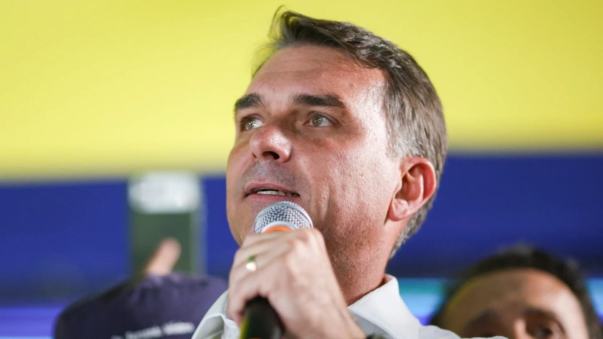 Flávio cumpre agenda no RS e vota de forma remota na PEC 6 X 1