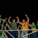Flávio discursa para multidão em Manaus