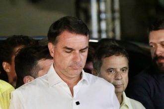 Flávio diz que vai liderar oposição, mas pedirá cassação de ‘chapa eleita’ do Lula