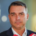 Flávio e oposição não vão a promulgação do fim da 6 X 1