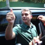 Flávio pode atingir máximo de faltas no Senado e perder mandato