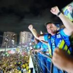 Flávio reúne multidão em ato político em Fortaleza (CE)