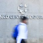 Focus: mercado reduz estimativas para inflação e PIB em 2026