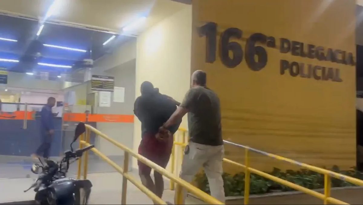 Foragido da Justiça por roubo é preso em Angra dos Reis