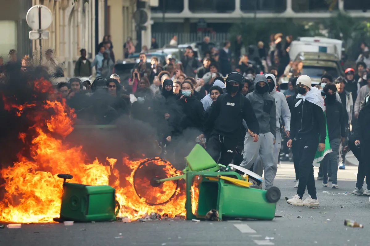 França mobiliza 70 mil policiais para conter violência em nova onda de protestos