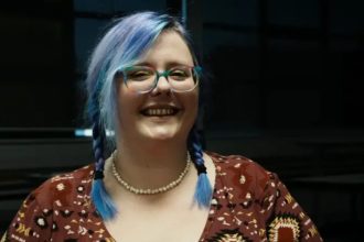 'Ganho duas vezes mais com games do que ganhava como professora'