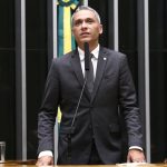 Gayer pede mobilização da direita após sucesso de ‘Exército do Lula’