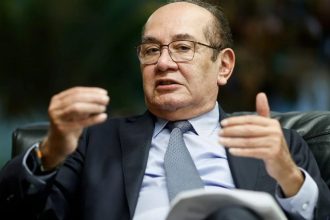 Gilmar pede atenção da Justiça Eleitoral a “abusos” das big techs