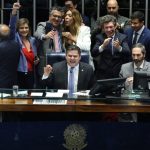 Governistas festejam 6 X 1 e chamam proposta de Flávio de escravidão