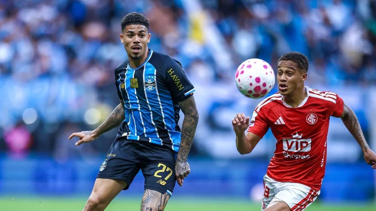 Grêmio e Internacional terão Banrisul na camisa até o fim de 2026