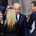 Hegseth discute guerra no Irã com Netanyahu em visita não anunciada a Israel, dizem autoridades