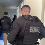 Homem é preso após atacar adolescente com facão na Bahia