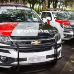 Homem sofre mal súbito e morre enquanto era algemado por PMs em SP