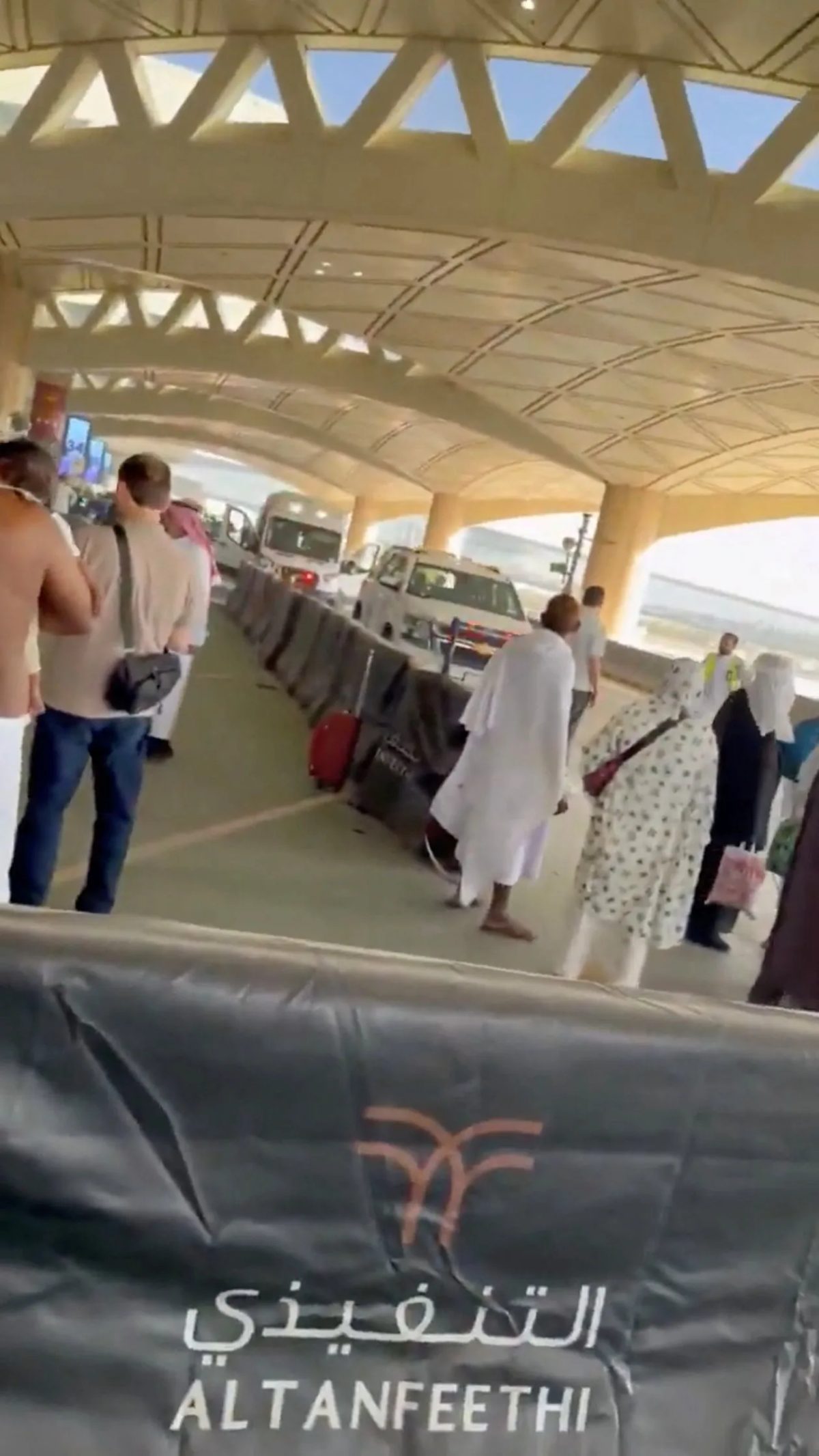 Houthis emitem alerta de risco para novos ataques a aeroportos da Arábia Saudita