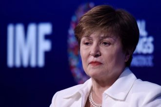 IA pode afetar 40% dos empregos no mundo e dificultar entrada de jovens no mercado, alerta FMI