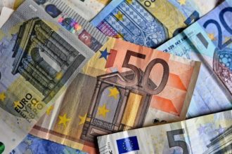Inflação na zona do euro atinge 3,8% em setembro